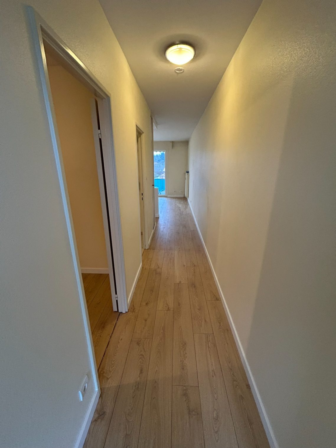 Après - Pose d'un parquet stratifié